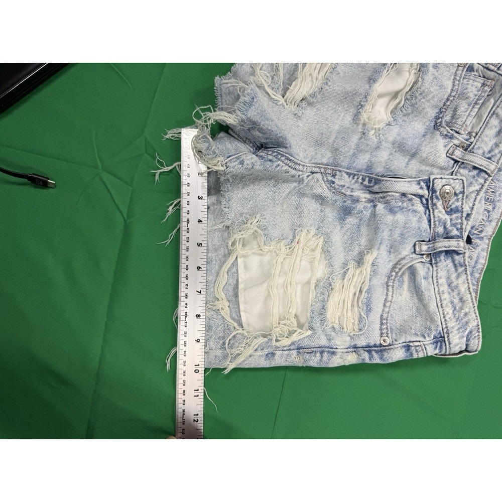 American Eagle Womens 0 Strigid High Rise Distressed Denim Shorts Light Wash - Picture 6 of 6